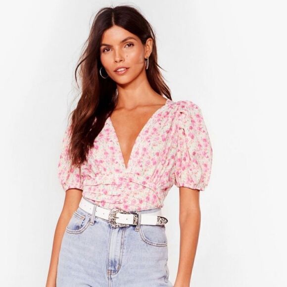 Nasty Gal Floral V Neck Puff Sleeve Blouse size Medium - Picture 1 of 15